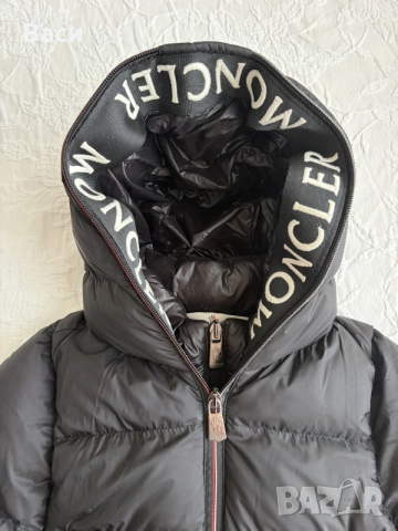 MONCLER детско яке, снимка 14 - Детски якета и елеци - 56210437