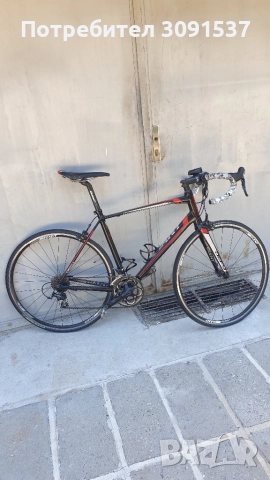 Велосипед , колело Giant Defy