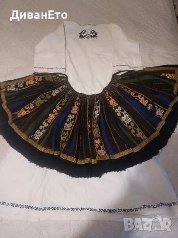 Северняшка носия - риза, вълненик и престилки, снимка 2 - Колекции - 53218048