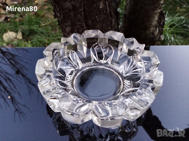 Ретро стъклен пепелник