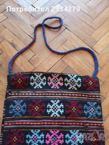 Стари допълнения към мъжка носия: чакмаци в кожени кисии, ножове, реплики пистолети. , снимка 18 - Антикварни и старинни предмети - 48271895