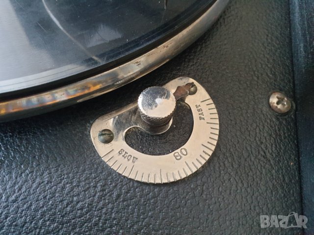 Стар английски грамофон с манивела, снимка 6 - Антикварни и старинни предмети - 41287431