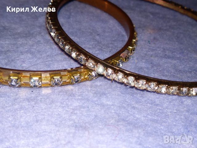 ДВЕ КРИСТАЛНИ БРОНЗИРАНИ АР ДЕКО СТИЛ СТОМАНЕНИ ГРИВНИ 37975, снимка 2 - Гривни - 40836384