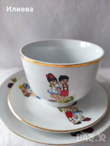 Детски порцеланов комплект за хранене , снимка 6 - Други ценни предмети - 48676356