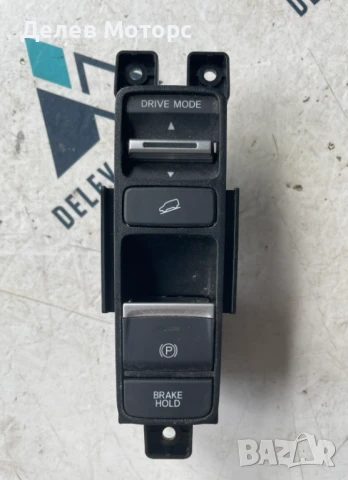 Бутони ел. ръчна спирачка и режим на шофиране M85435 от Honda HR-V (RV) 1.5 eHEV I-MMD Hybrid (RV5) 