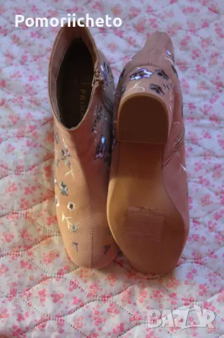 Нови розови боти на ток с бродерия, снимка 2 - Дамски обувки на ток - 47412026