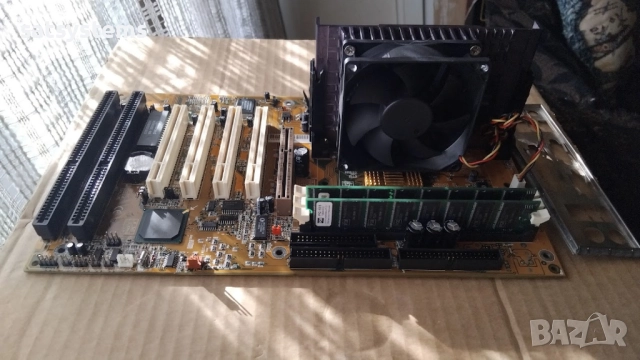 Дънна платка DTK PRM-0080I E1 V3.08 Slot 1 CPU+RAM, снимка 3 - Дънни платки - 52398461