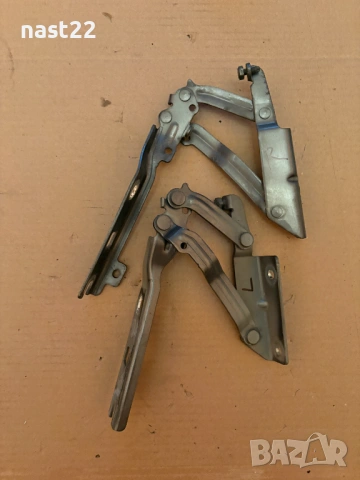 Панти за преден капак  Фолксваген Голф 5 VW/GOLF5 хечбек, снимка 2 - Части - 53192543