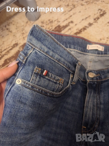 Дамски дънки Tommy Halifiger M, снимка 4 - Дънки - 53478759