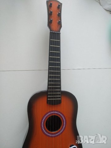 Класическа китара,55см. 