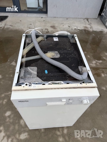 Съдомиялна Миеле 45 см за вграждане , снимка 3 - Съдомиялни - 53355768