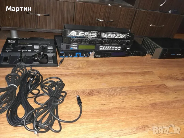 Професионална ретро аудио техника и ефекти – Roland, Alesis, DigiTech Tc Electronics