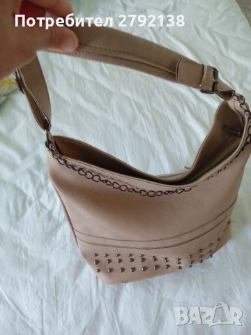 Дамски чанти, снимка 6 - Чанти - 37631922