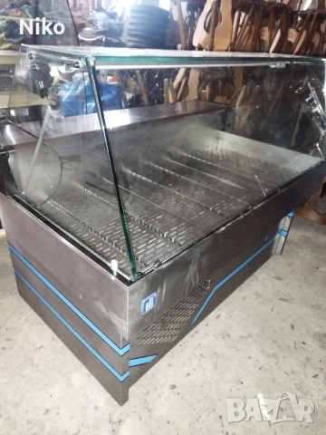 Хладилна витрина , снимка 3 - Хладилни витрини и фризери - 52584568