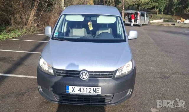 Продавам безупречен VW Caddy 1.6 TDI 2011 г., снимка 7 - Автомобили и джипове - 51850133