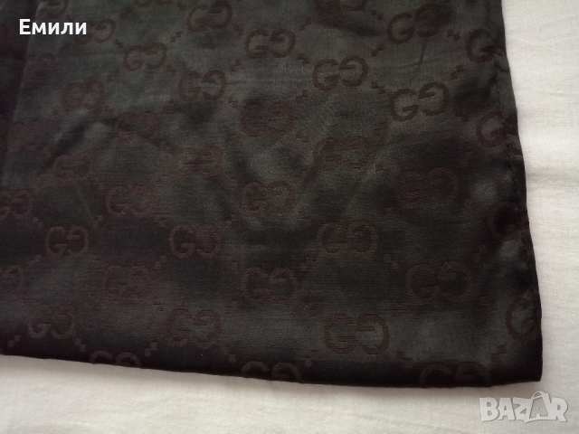 Gucci оригинална противопрахова торбичка монограм в кафяв цвят, снимка 9 - Чанти - 44673682