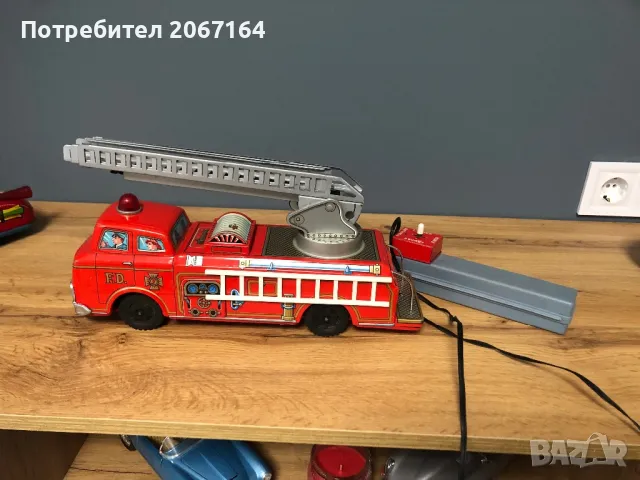 Стара  ламаринена играчка, снимка 6 - Колекции - 48482072