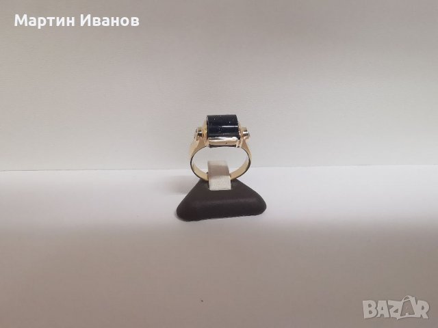Златен пръстен с авантюрин и циркони 