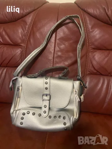 Страхотна нова чанта , снимка 2 - Чанти - 49886927