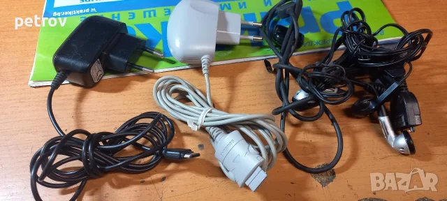 Лот зарядни устройство Samsung и слушалки оргинални