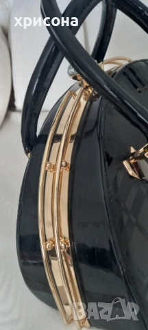 Нова , елегантна и оригинална, официална черна чанта , снимка 3 - Чанти - 53639106
