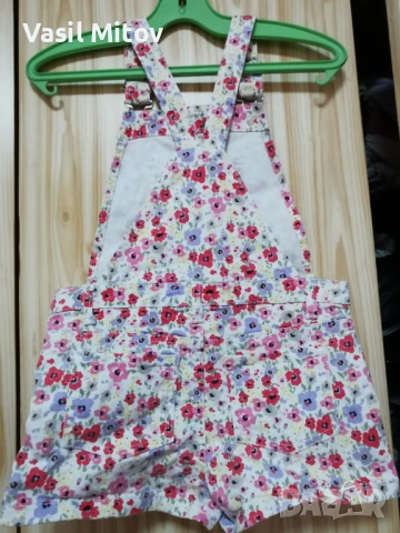 Детски дънкен гащеризон  и дънкени панталонкиза момиче , снимка 2 - Детски къси панталони - 50816902