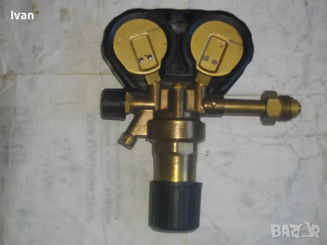 РЕДУЦИР ВЕНТИЛ за Ацетилен AGA Немски Професионален Почти Нов защитна гума на манометрите 0-40 bar, снимка 14 - Други инструменти - 47374647