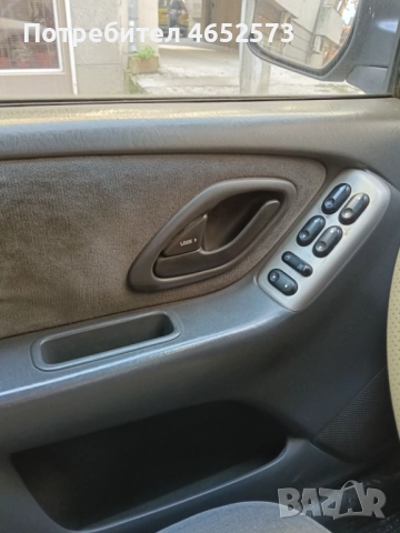 Mazda Tribute Газ\Бензин, снимка 6 - Автомобили и джипове - 52431430