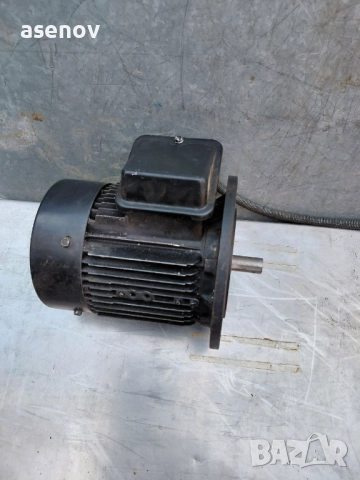 Електродвигател- фланцов