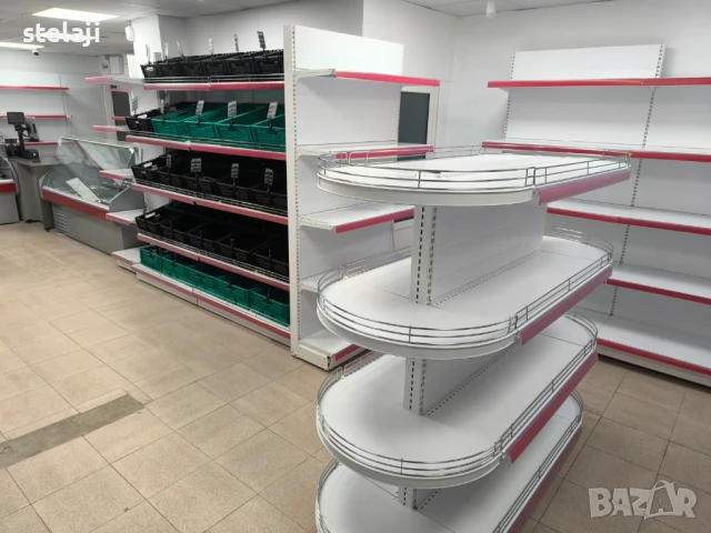 ПРОМО! Островен стелаж със заоблени рафтове