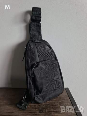 Нова черна спортна чанта с джобове 