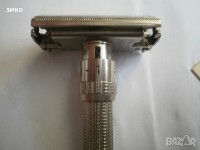 самобръсначка Gillette - made in USA- ретро и оригинална, снимка 3 - Мъжка козметика - 52274777