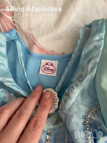 Рокля на елза , снимка 4 - Детски рокли и поли - 40486207