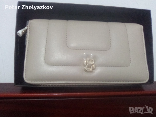 нов луксозен кожен дамски портфейл BOSS., снимка 2 - Чанти - 52566950