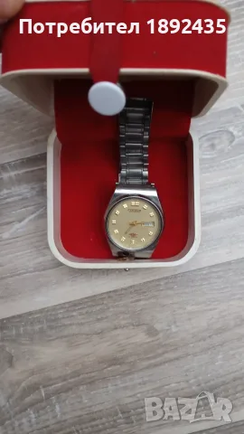 Часовник CITIZEN.