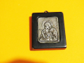 старинна сребрена икона Дева Мария, Богородица с младенеца - 5,5 х 4,5 см., снимка 1 - Икони - 36358177