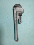 Ridgid 810 10" aluminum тръбопроводен ключ, снимка 1 - Ключове - 44574869