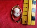 Стара ПОЗЛАТЕНА Висулка Медальон КАМЕЯ, снимка 5