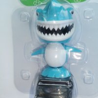 Акула Shark Соларна танцуваща играчка фигурка украса торта сувенир, снимка 2 - Други - 41486744