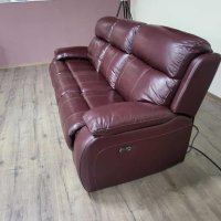 Кожен диван тройка цвят бордо с електрически релаксиращ механизъм, снимка 7 - Дивани и мека мебел - 42486554