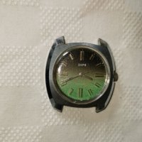 часовник Заря Zaria, снимка 1 - Антикварни и старинни предмети - 34350119