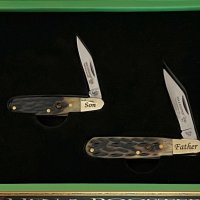 Подаръчен комплект от два сгъваеми ножа “Баща и син”. , снимка 5 - Ножове - 41920644