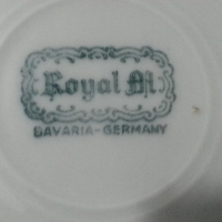 Немски порцелан чинии чинийки, снимка 3 - Антикварни и старинни предмети - 36084360