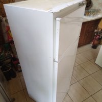 Хладилник с фризер за вграждане BEKO с обем 250 литра, снимка 9 - Хладилници - 40937892