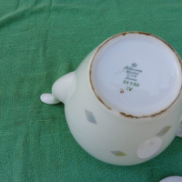 Немски класически порцеланов чайник, снимка 6 - Аксесоари за кухня - 36224398