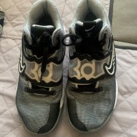 Маратонки NIKE 41, снимка 2 - Спортни обувки - 41598193