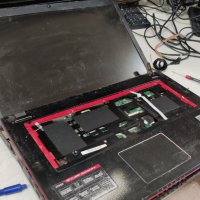 Лаптоп MSI MS-1759, снимка 1 - Части за лаптопи - 41865181