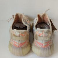 Нови и Оригинални Adidas Yeezy Boost 350 V2 MX OAT Мъжки Маратонки Номер 44 / 28см, снимка 10 - Маратонки - 42712025