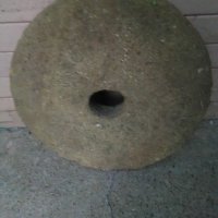 Хромел,камъни 2броя от мелница, ръчно дялан през османско., снимка 3 - Антикварни и старинни предмети - 39284480