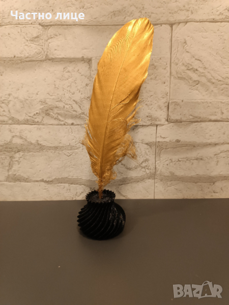 Перо в мастилница , снимка 1